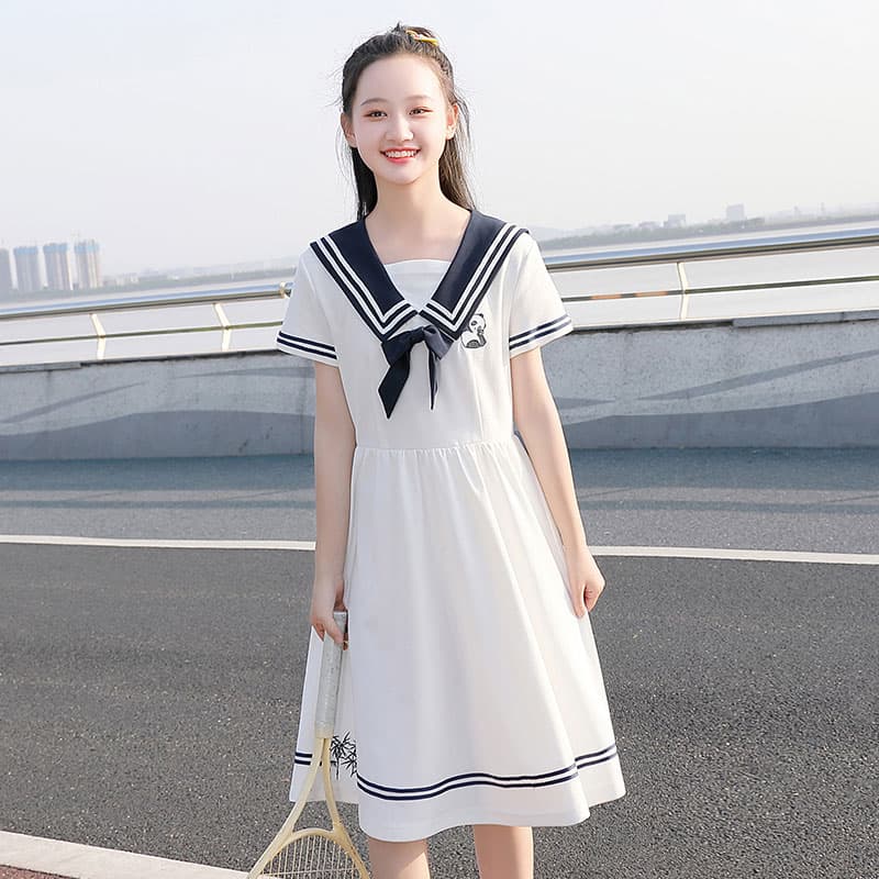 【清楚系】制服風　セーラー服ワンピース