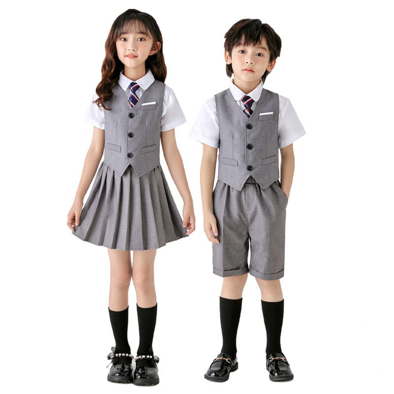 【キッズ】 清楚感あふれる学園制服セット