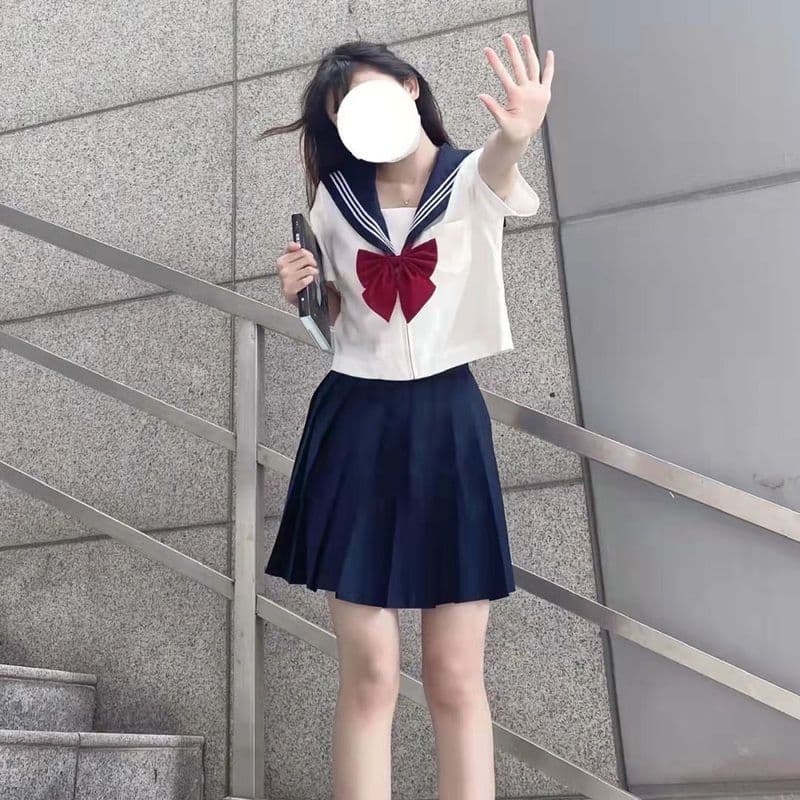王道の学園セーラー服