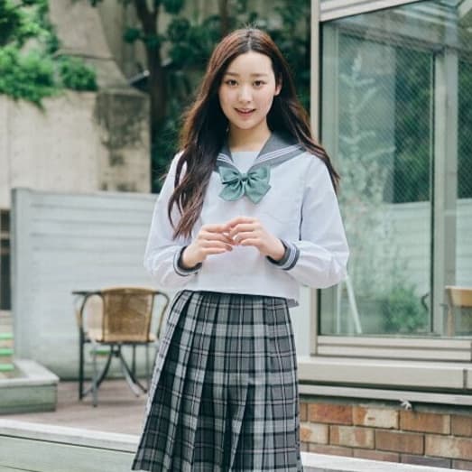 制服コスプレ 伝統的な清楚感溢れる学生風セーラー服