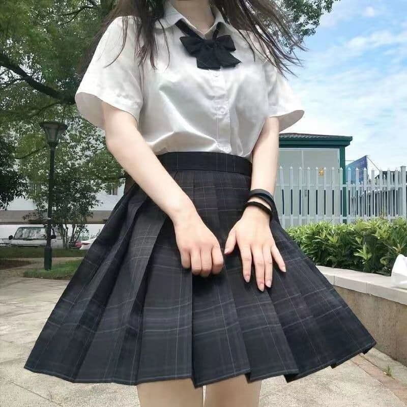 春夏用　グレー　半袖のリボン付き制服セット