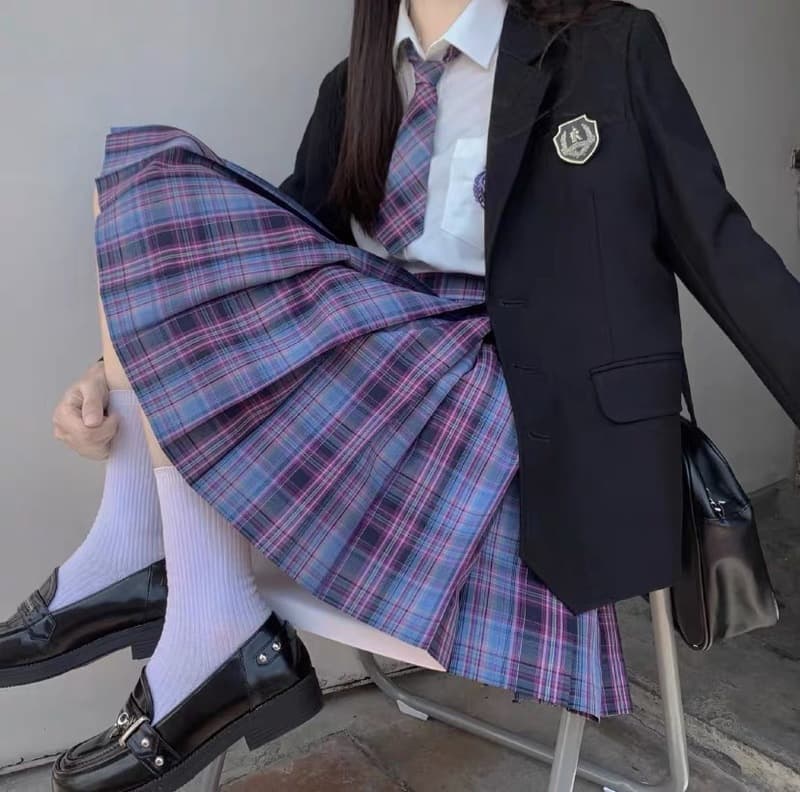 制服コスプレ 学園風エンブレム付きブレザー制服セット