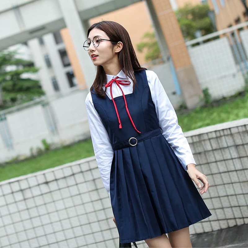 制服コスプレ 清楚な学園風ジャンパースカート