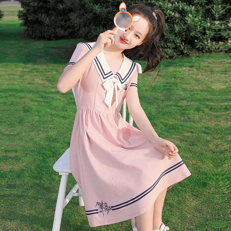 【清楚系】制服風　セーラー服ワンピース