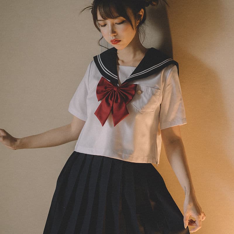 王道の学園セーラー服