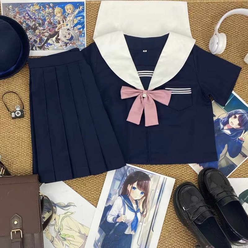 レトロ風　ピンクリボンの学園セーラー服セット