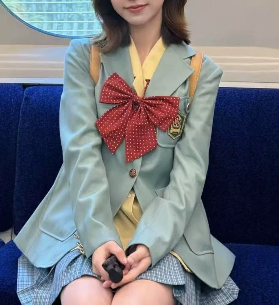 ブルージャケット赤リボン　制服ブレザー