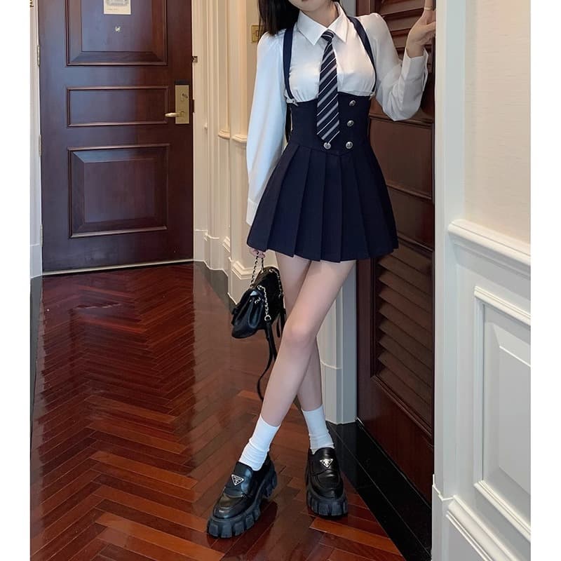【韓国アイドル風】 サスペンダー付きスカート×ブレザー 制服セット