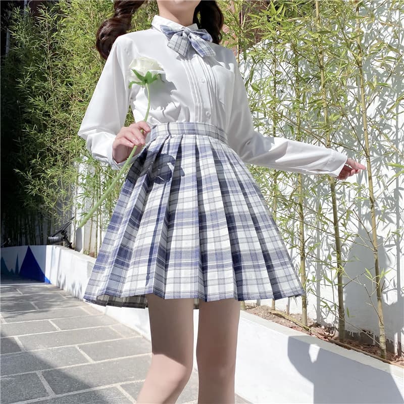 シンプルな、清楚系チェック柄学生風制服セット
