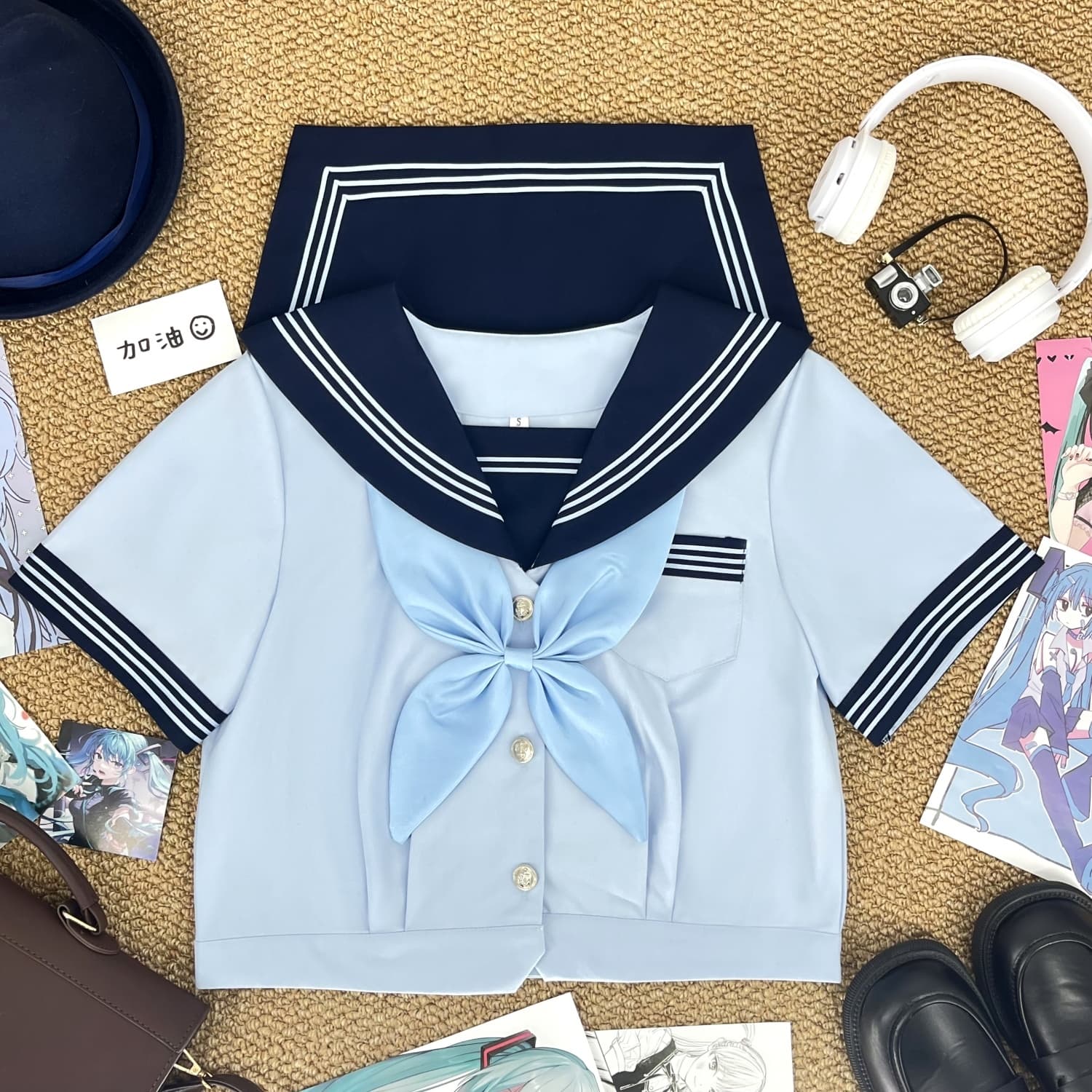 清楚シンプル　学園風セーラー服