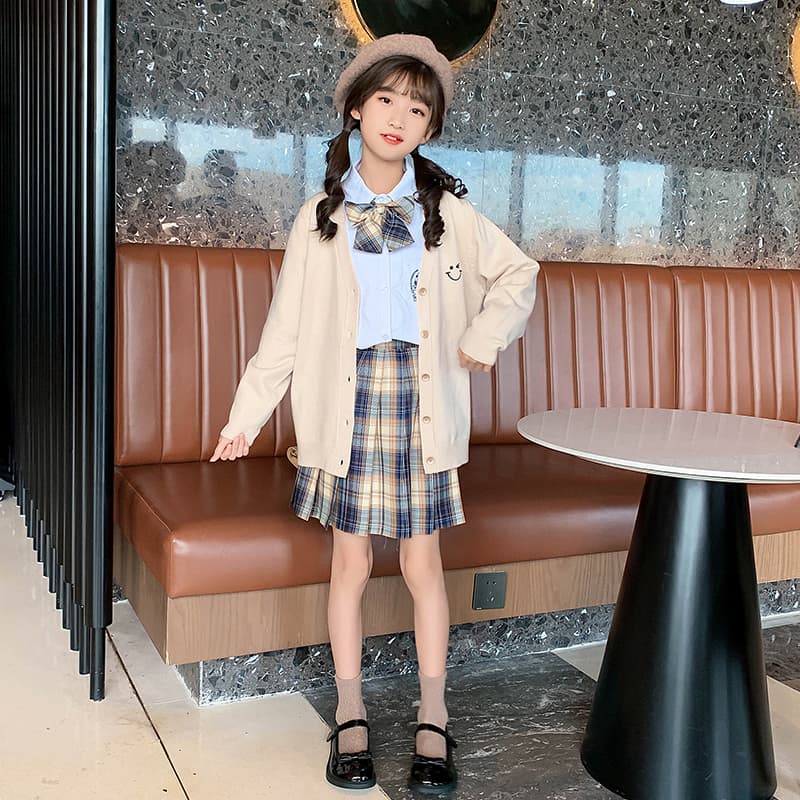 【子ども服】制服コスプレ 優しい色合い学生風カーディガンセット