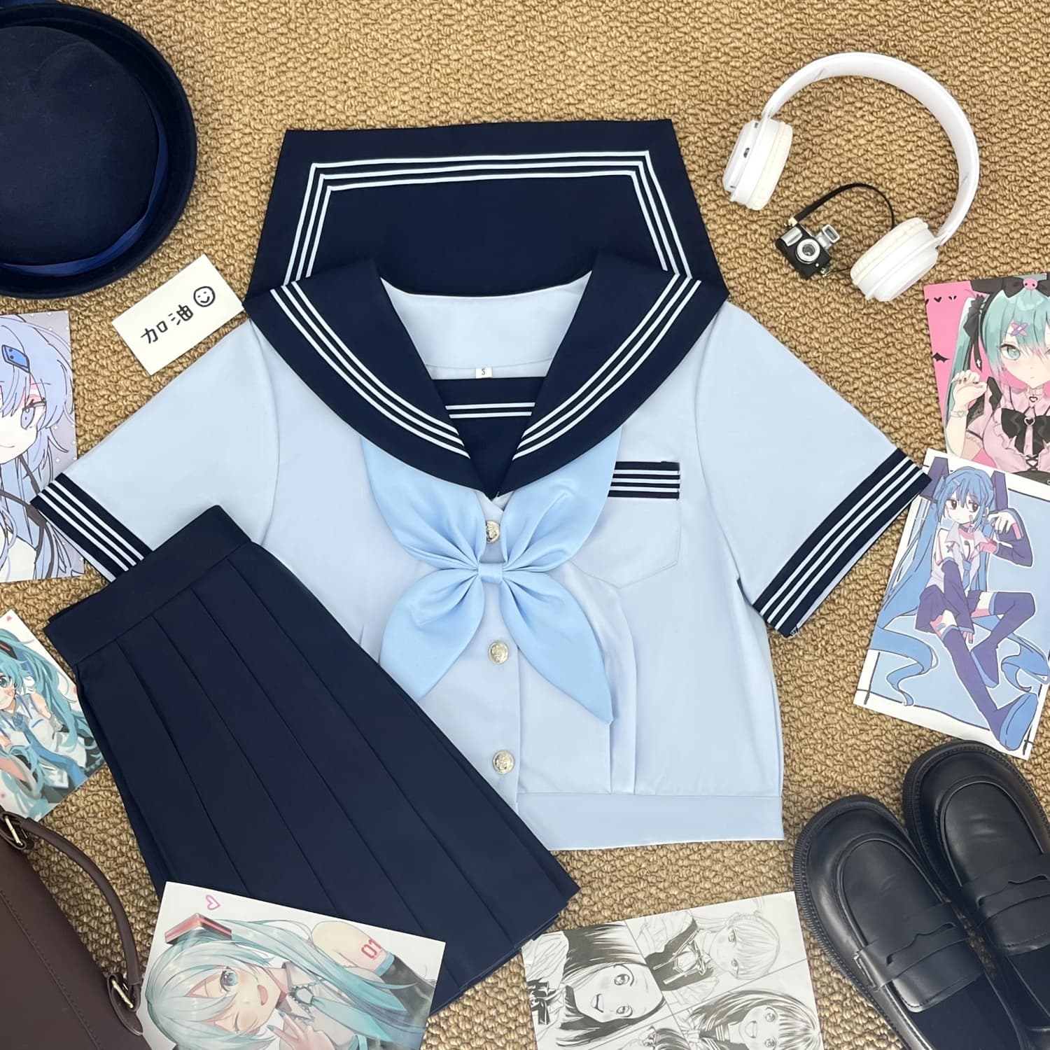 清楚シンプル　学園風セーラー服