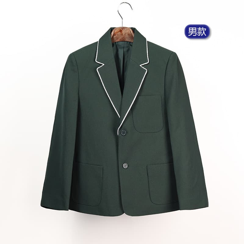 制服コスプレ ビシッと決まる学生風ブレザー