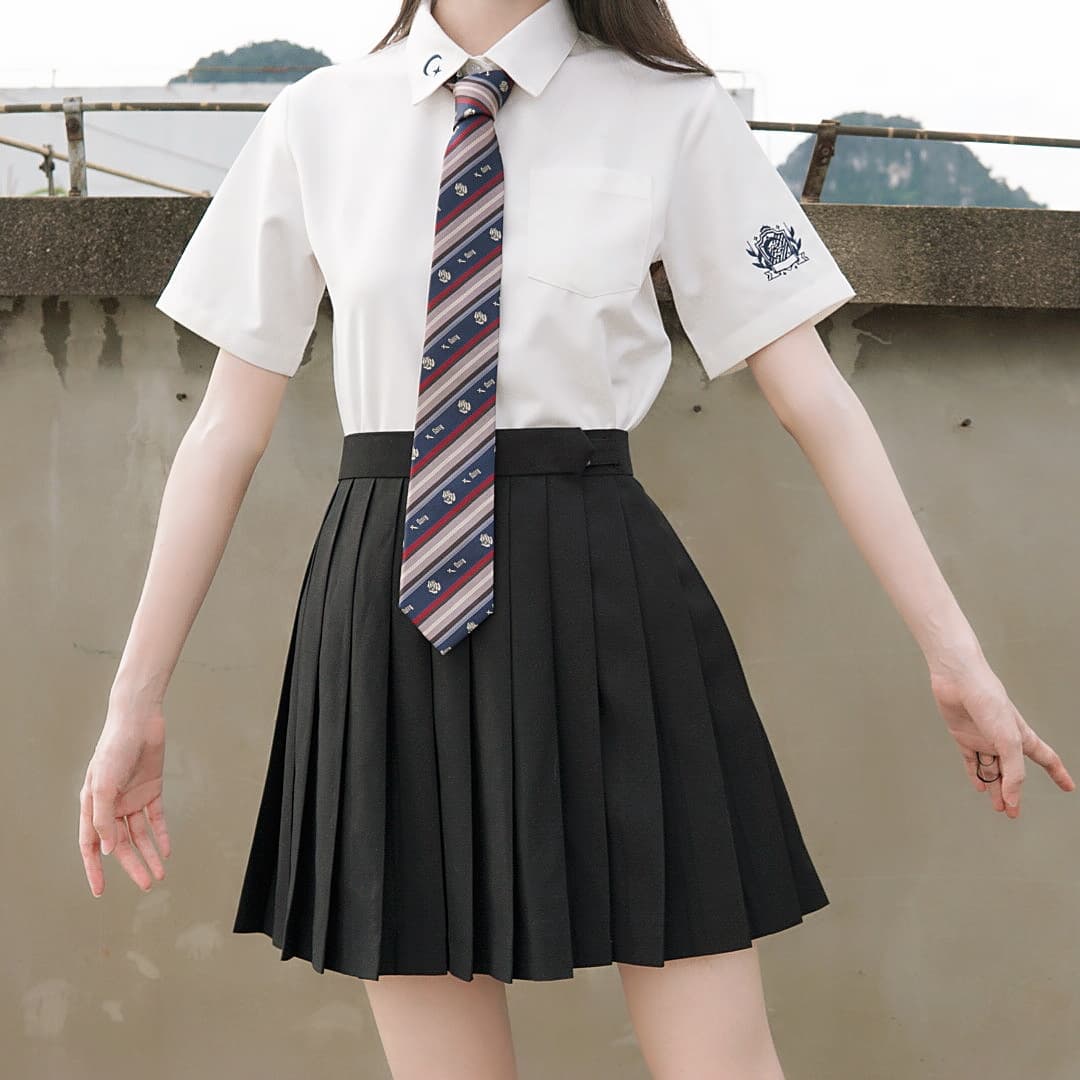 夏服用 半袖エンブレム入り制服シャツ
