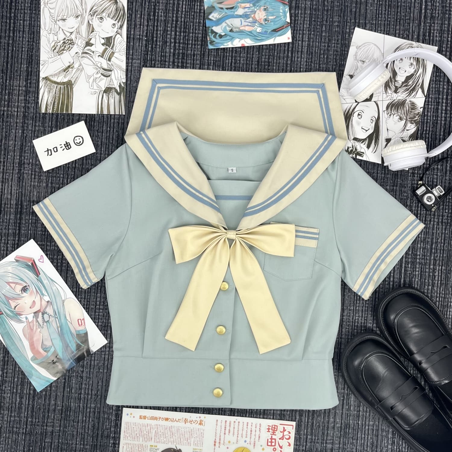 パステルブルーの爽やかなセーラー服セット