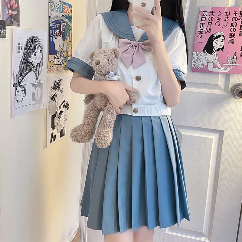 【清楚系】 リボン付き パステルセーラ服