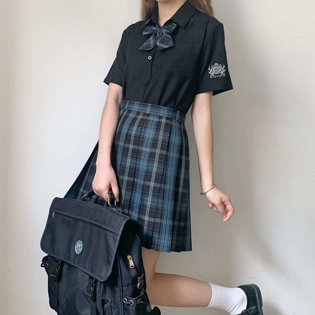 夏服用 半袖エンブレム入り制服シャツ