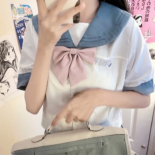 【清楚系】 リボン付き パステルセーラ服