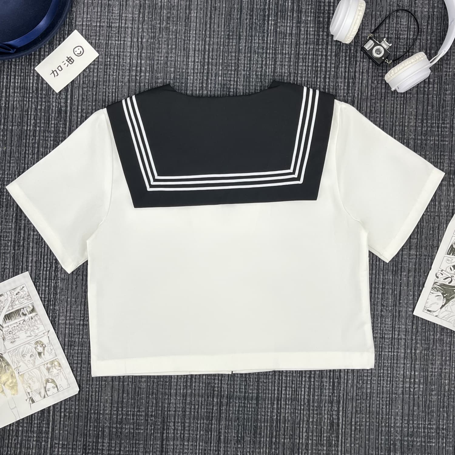 定番・清楚派 ネイビー襟×赤リボン マリン風セーラー服