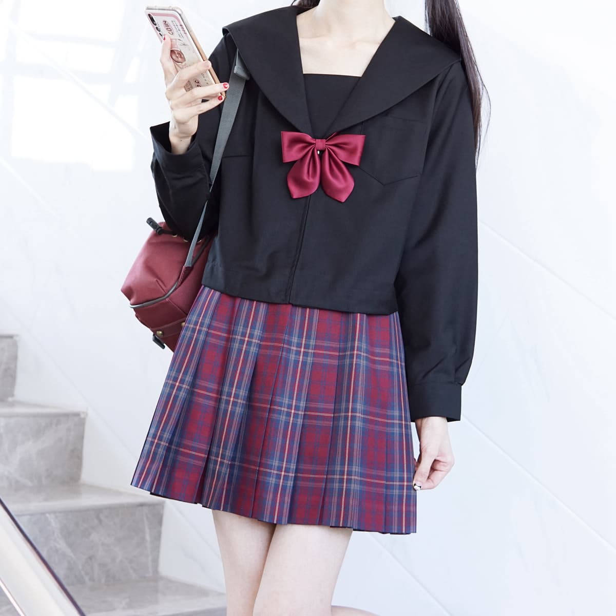 丸襟がかわいい学園風制服セット