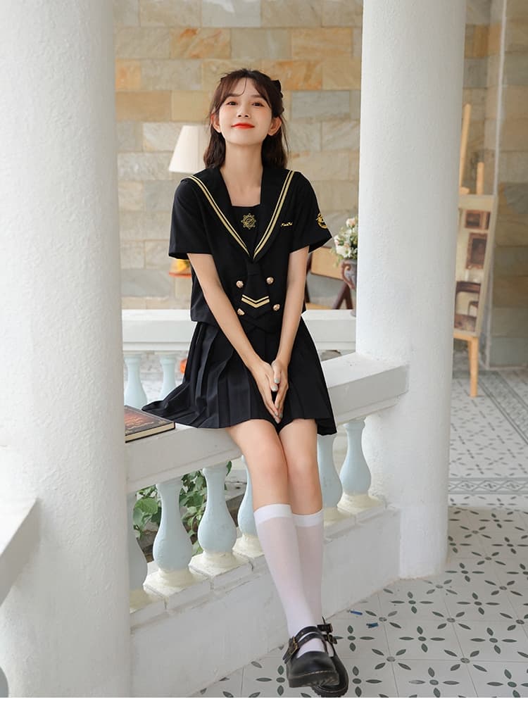 BLACK 海軍風 クールな夏用セーラー制服セット